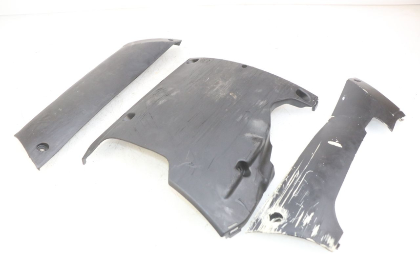 photo de FALDóN PEUGEOT KISBEE 2T 50 (2010 - 2017) - Vista general del producto