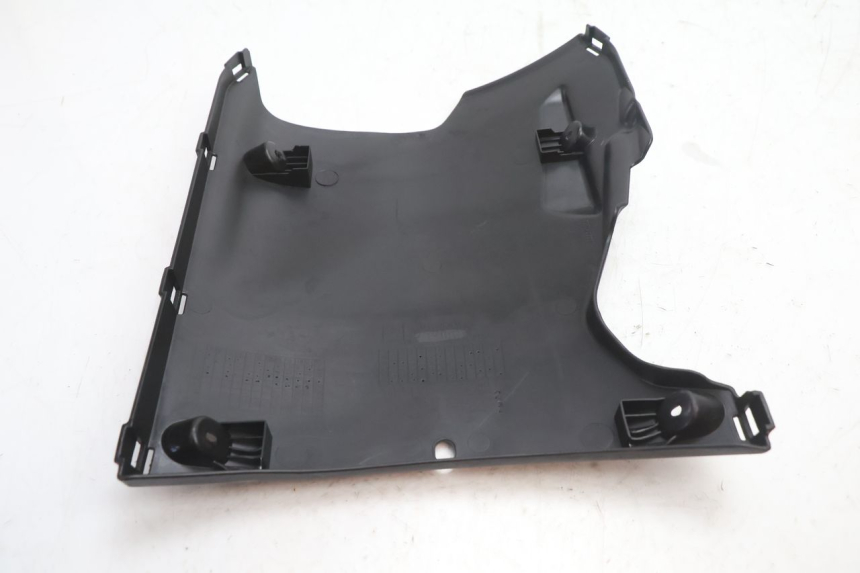photo de BAJO DEL CHASIS PEUGEOT KISBEE 2T 50 (2018 - 2022) - Recambio usado revisado