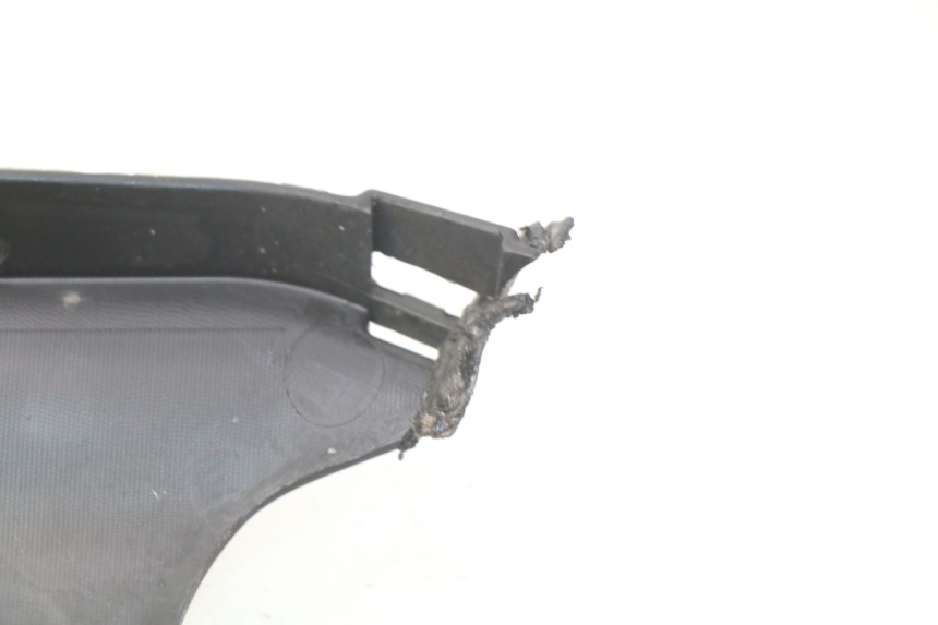 photo de BAJO DE CHASIS PEUGEOT KISBEE 4T 50 (2018 - 2022) - Detalle de la pieza