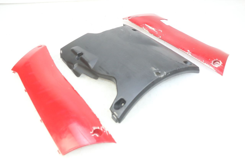 photo de BAJO DE CHASIS PEUGEOT KISBEE 4T 50 (2018 - 2022) - Detalle de la pieza