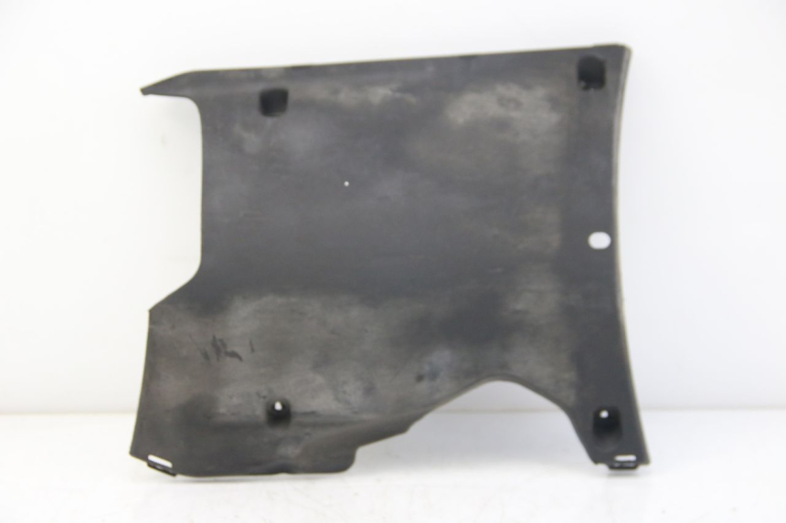 photo de BAJO DE CHASIS PEUGEOT KISBEE 4T 50 (2018 - 2022) - Detalle de la pieza