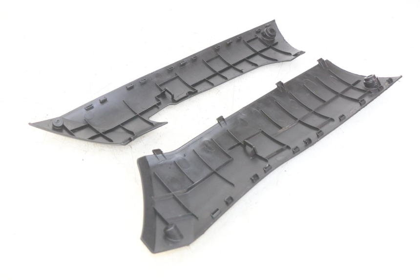 photo de BAJO DE CHASIS PEUGEOT KISBEE 4T 50 (2018 - 2022) - Detalle de la pieza