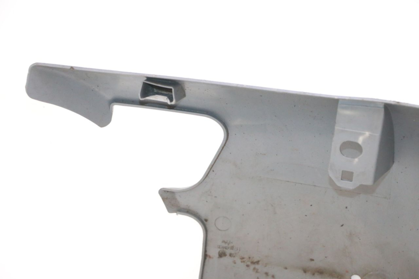 photo de BAJO CARENADO PEUGEOT LUDIX ONE 14P 50 (2004 - 2013) - Estado de la superficie y material