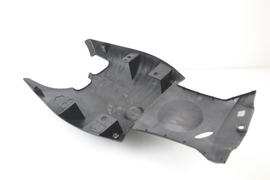 photo de BAJO CARENADO PEUGEOT LUDIX ONE 50 (2004 - 2006) - Estado de la superficie y material