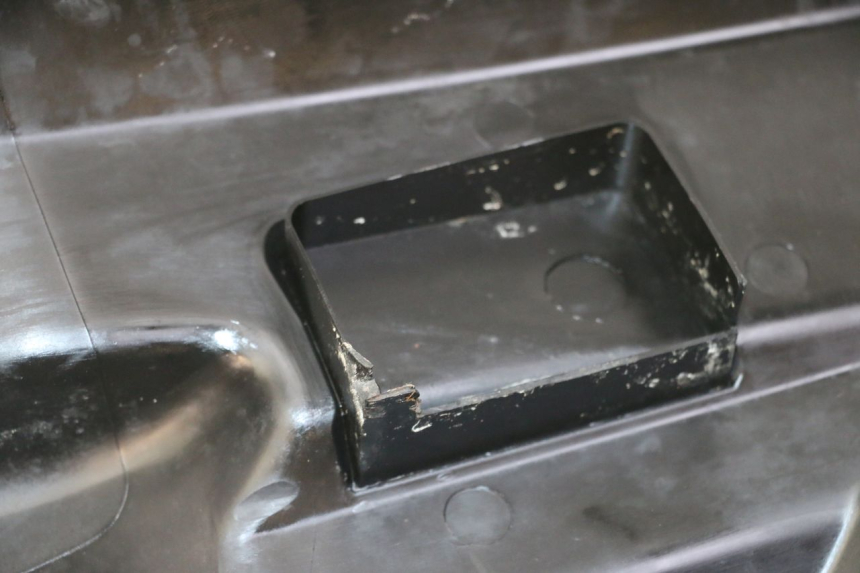 photo de FALDONES MBK BOOSTER SPIRIT NAKED 50 (2004 - 2017) - Otra perspectiva