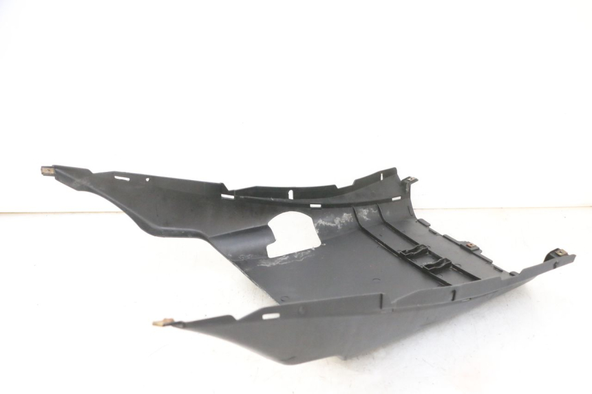 photo de BAJO CARENADO EFUN PUSA 1 - Otra perspectiva