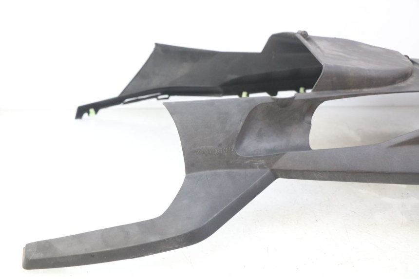 photo de FALDONES. PEUGEOT SATELIS COMPRESSOR K15 125 (2006 - 2009) - Marcados y referencias originales