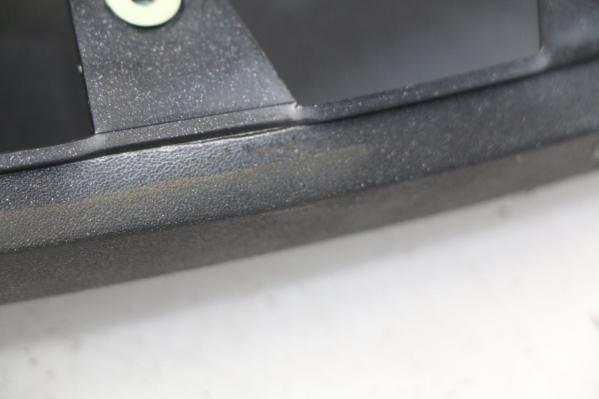 photo de BAJO CARENADO PEUGEOT SATELIS 300 (2012 - 2015) - Detalle de la pieza