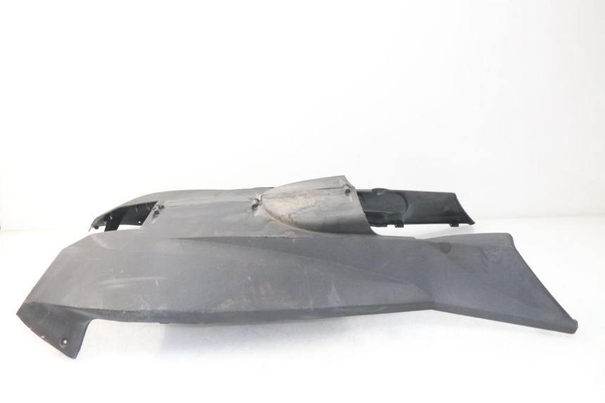 photo de BAJO CARENADO PEUGEOT SATELIS 300 (2012 - 2015) - Primer plano técnico