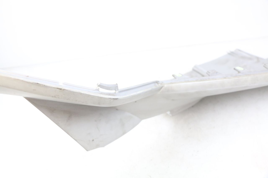 photo de FALDONES PEUGEOT SATELIS 125 (2010 - 2012) - Características distintivas