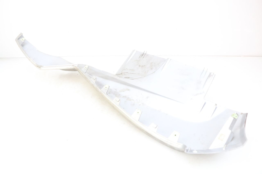 photo de FALDONES PEUGEOT SATELIS 125 (2010 - 2012) - Zoom sobre los componentes