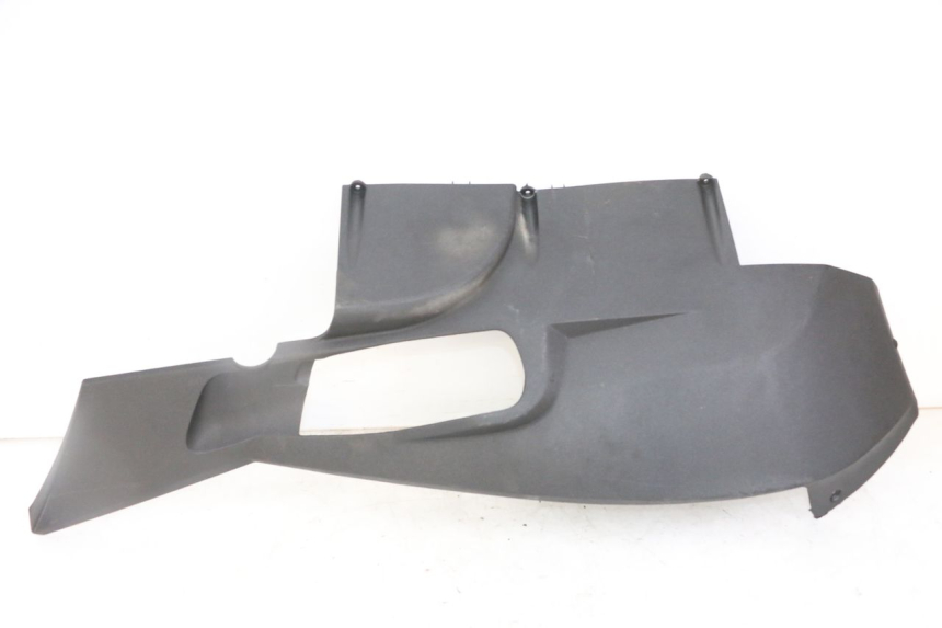 photo de BAJO CARENADO PEUGEOT SATELIS 125 (2013 - 2018) - Primer plano de alta resolución