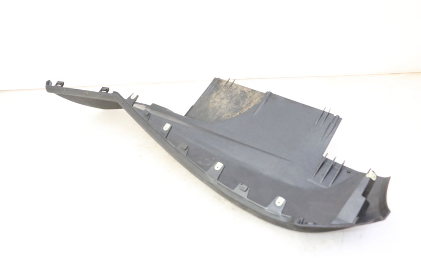 photo de BAJO CARENADO PEUGEOT SATELIS 125 (2013 - 2018) - Marcados y referencias originales