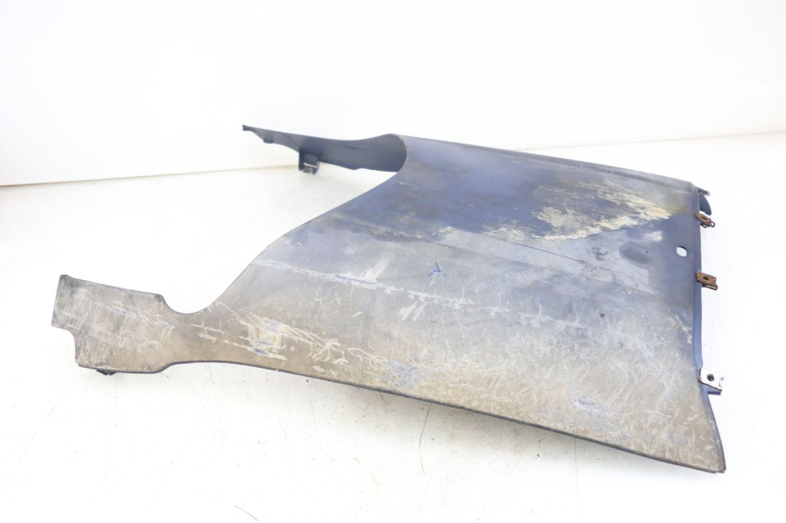 photo de BAJO CARENADO APRILIA SCARABEO GT 125 (1999 - 2007) - Estado de la superficie y material