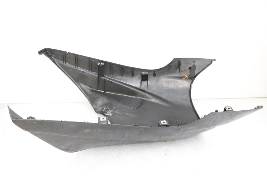 photo de BAJO CARENADO APRILIA SR CARB LC 2T 50 (2004 - 2012) - Primer plano técnico