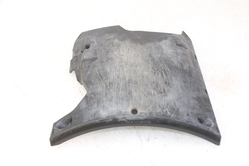 photo de BAJO DE CAJA PEUGEOT STREETZONE I NAKED 2T 50 (2018 - 2020) - Primer plano técnico