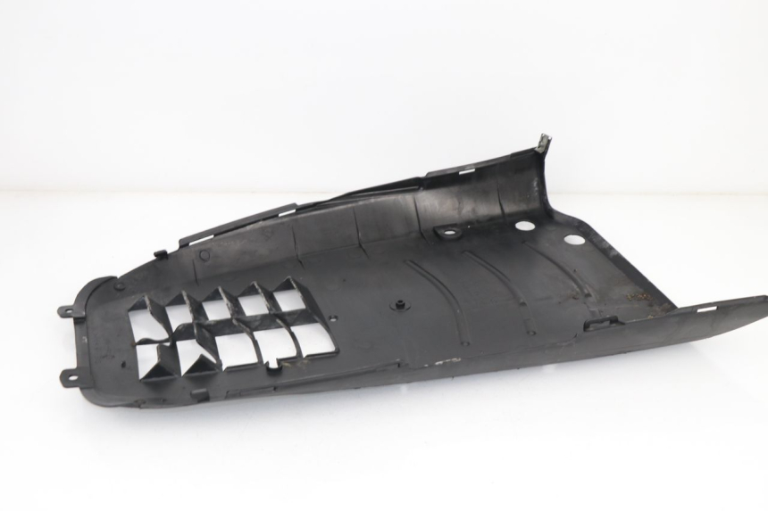 photo de BAJO DEL CHASIS SUZUKI UH BURGMAN 125 (2002 - 2006) - Otra perspectiva