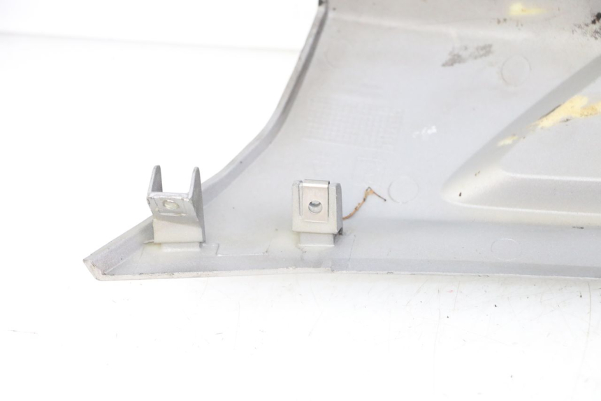 photo de BAJO CARENADO APRILIA SXR 50 (2021 - 2023) - Estado de la superficie y material