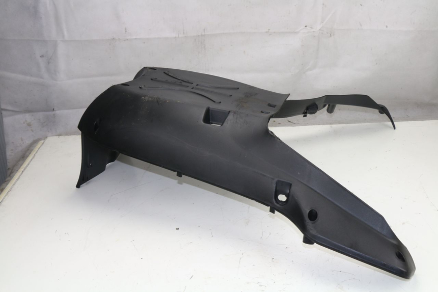 photo de BAJO CARENADO SYM SYMPLY 4T 50 (2012 - 2015) - Estado de la superficie y material