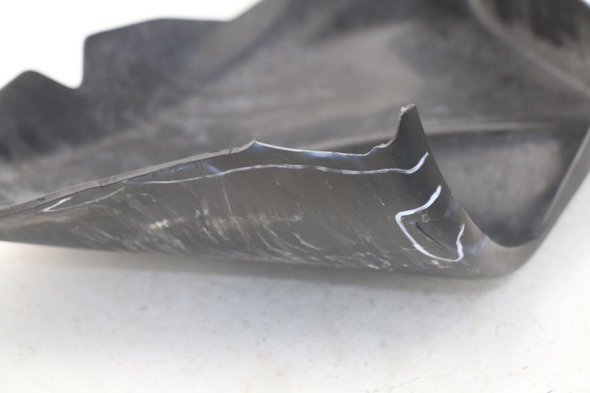 photo de BAJO CARENADO YAMAHA TDM ABS 900 (2002 - 2014) - Detalle de la pieza