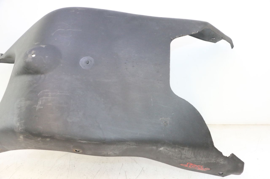 photo de FALDóN PEUGEOT TREKKER 50 (1995 - 2004) - Primer plano de alta resolución