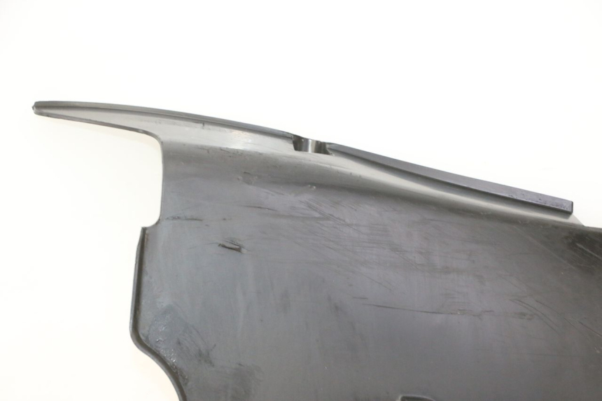 photo de BAJO CARENADO PEUGEOT TWEET 4T 50 (2018 - 2022) - Estado de la superficie y material