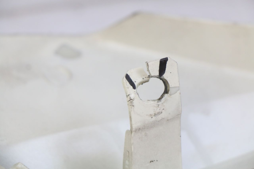 photo de BAJO DEL CHASIS PEUGEOT VIVACITY NEW 4T 50 (2008 - 2017) - Características distintivas