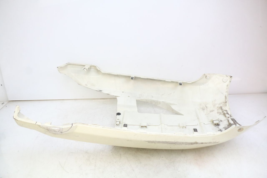 photo de BAJO DEL CHASIS PEUGEOT VIVACITY NEW 4T 50 (2008 - 2017) - Estado de la superficie y material