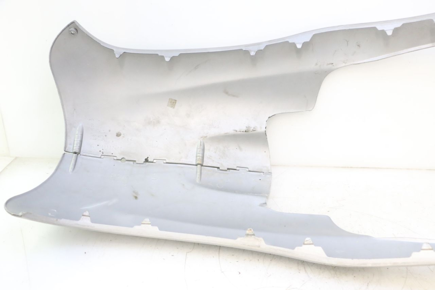 photo de BAJO CARENADO PEUGEOT VIVACITY 50 (2004 - 2009) - Primer plano técnico