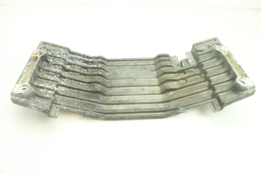 photo de BAJO CARENADO YAMAHA WAVE RUNNER GP R 1200 (2000 - 2003) - Detalle de la pieza