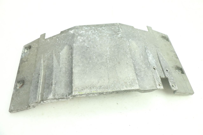 photo de BAJO CARENADO YAMAHA WAVE RUNNER GP R 1200 (2000 - 2003) - Primer plano técnico