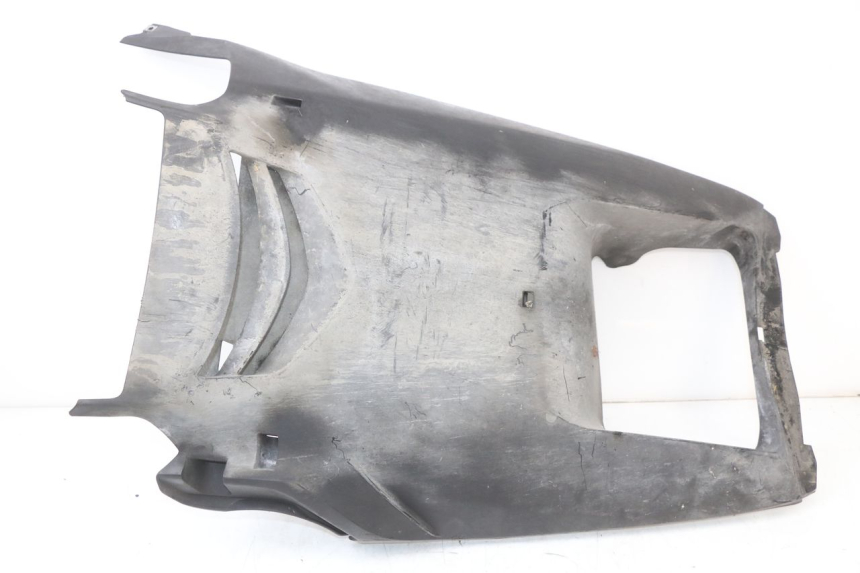 photo de BAJO DEL CHASIS YAMAHA XMAX X-MAX ABS 125 (2017 - 2020) - Detalle de la pieza