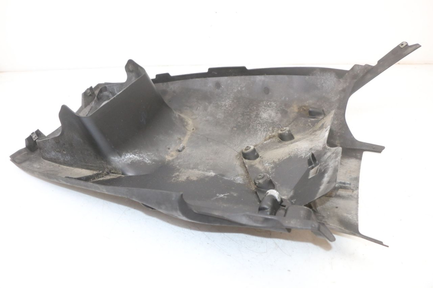 photo de BAJO DEL CHASIS YAMAHA XMAX X-MAX ABS 125 (2017 - 2020) - Otra perspectiva