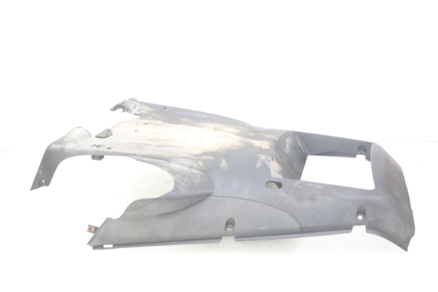 photo de BAJO DE CHASIS YAMAHA XMAX X-MAX 125 (2006 - 2009) - Primer plano técnico