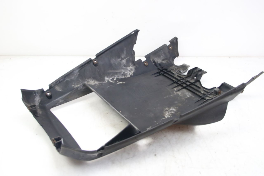 photo de BAJO DE CHASIS YAMAHA XMAX X-MAX 125 (2006 - 2009) - Estado de la superficie y material