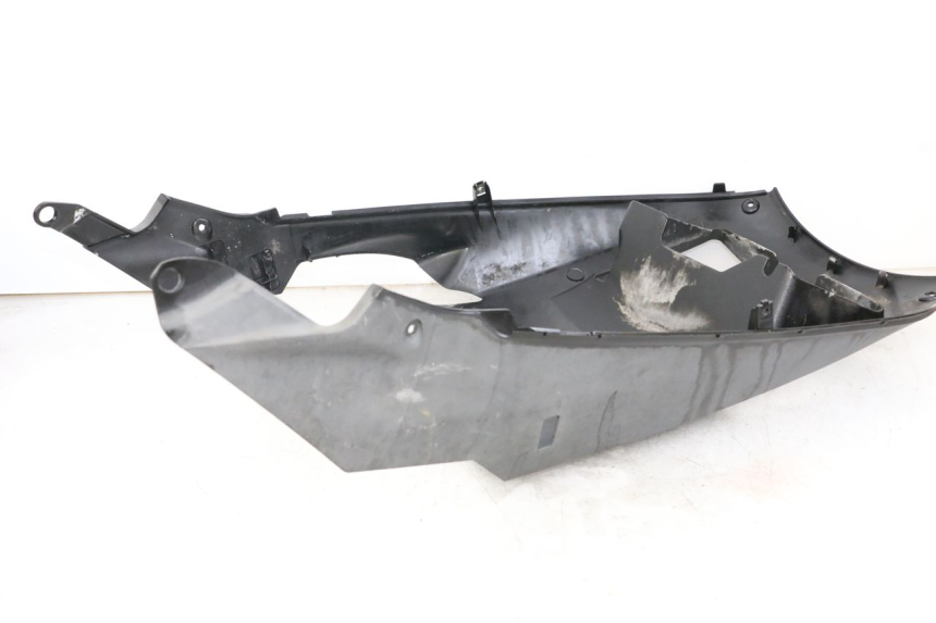 photo de BAJO DE CARRO YAMAHA X-MAX XMAX 125 (2010 - 2013) - Otra perspectiva