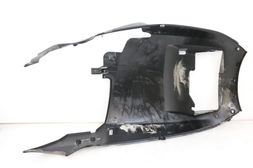 photo de BAJO DE CARRO YAMAHA X-MAX XMAX 125 (2010 - 2013) - Detalles de los puntos de fijación