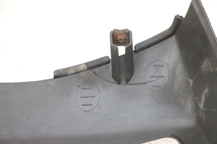 photo de BAJO DEL CHASIS YAMAHA X-MAX XMAX 250 (2006 - 2009) - Otra perspectiva