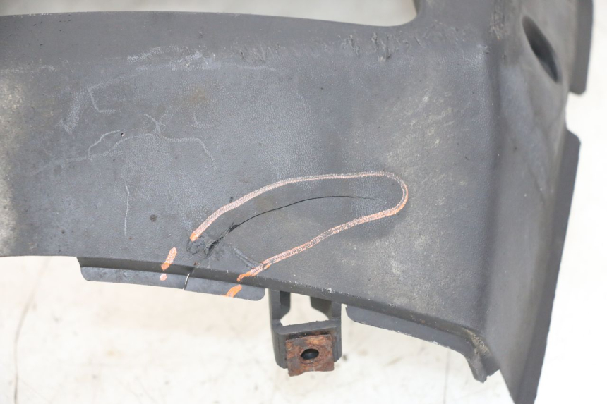 photo de BAJO DEL CHASIS YAMAHA X-MAX XMAX 250 (2006 - 2009) - Recambio usado revisado