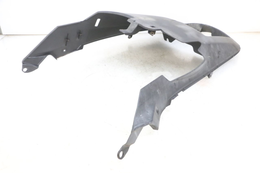 photo de BAJO DE CARRO YAMAHA X-MAX XMAX 125 (2010 - 2013) - Detalles de los puntos de fijación