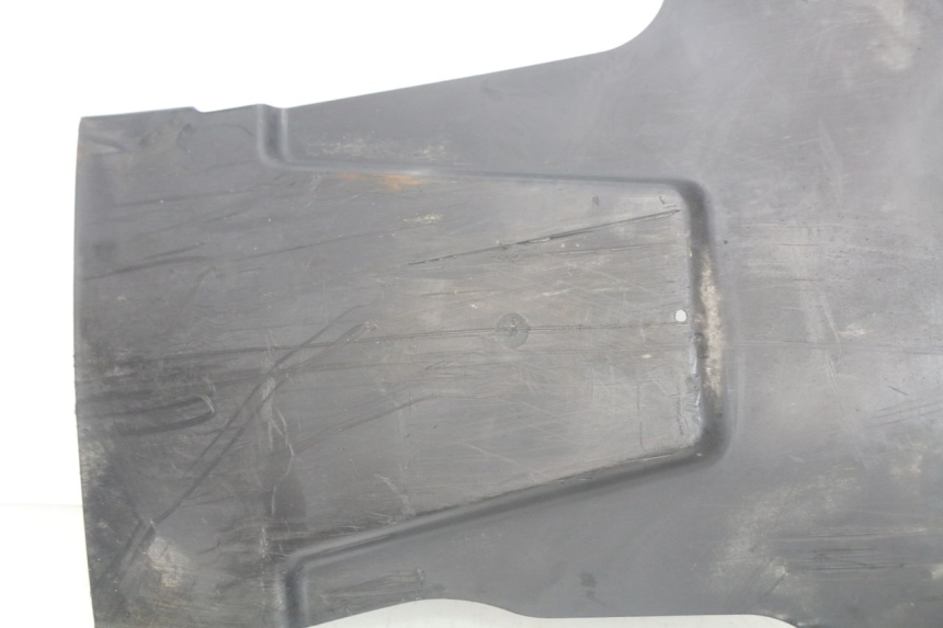 photo de BAJO DEL CHASIS TGB X-MOTION XMOTION 125 (2008 - 2014) - Primer plano técnico