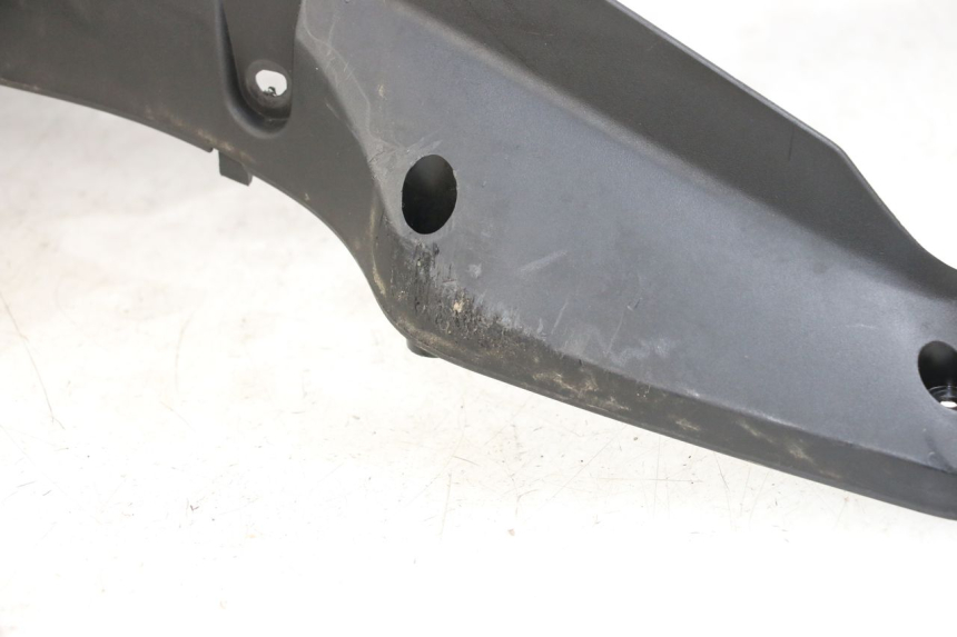 photo de BAJO DEL CHASIS SYM X-PRO 4T 50 (2014 - 2021) - Primer plano técnico