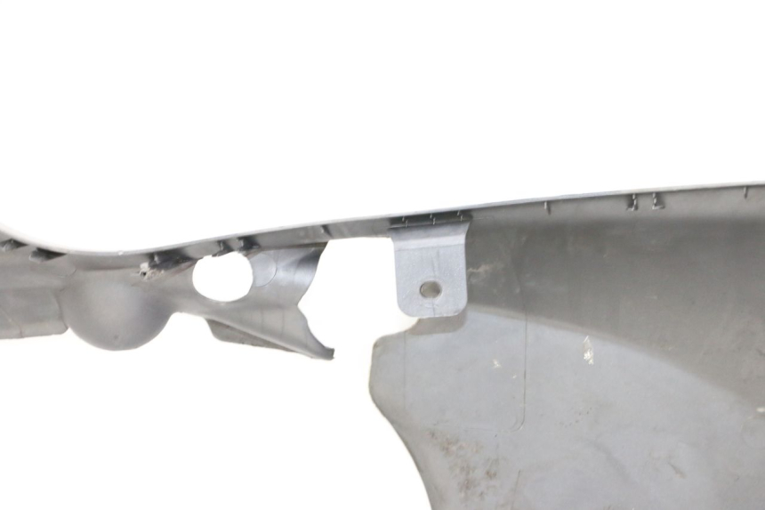 photo de BAJO DEL CHASIS PIAGGIO X9 EVOLUTION 125 (2003 - 2007) - Detalles de los puntos de fijación