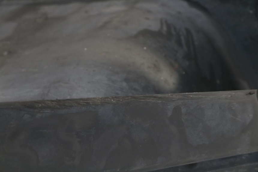 photo de BAJO CARENADO YAMAHA YP MAJESTY ABS 400 (2007 - 2009) - Detalle de la pieza