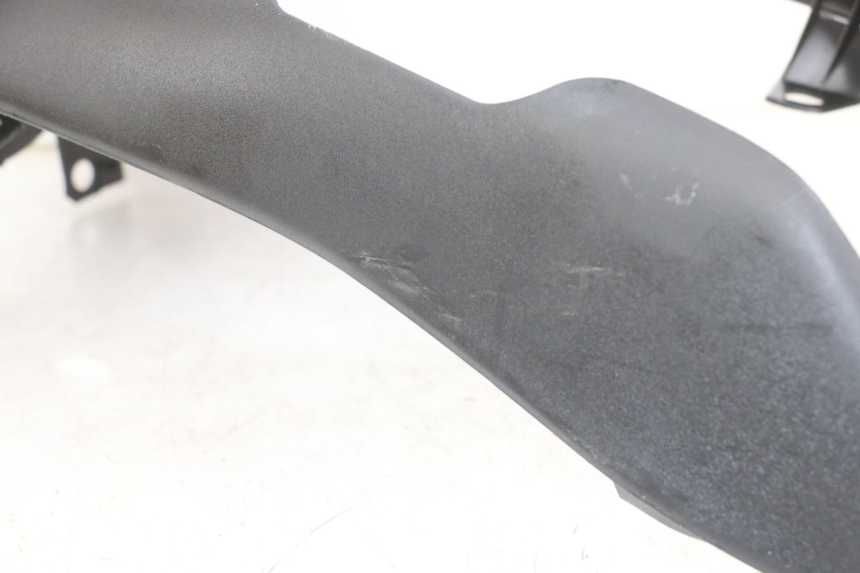 photo de BAJO DEL CHASIS PIAGGIO ZIP 2T 50 (2009 - 2019) - Detalle de la pieza