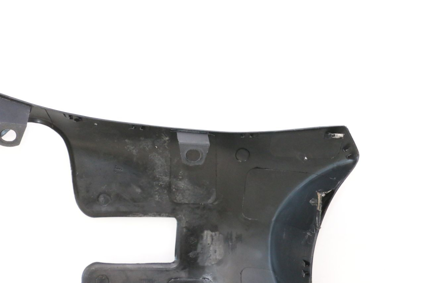 photo de BAJO DE CHASIS PIAGGIO ZIP 4T 50 (2018 - 2020) - Enfoque en la estructura