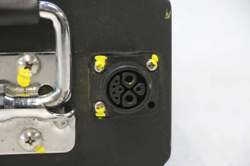 photo de BATER WAYSCRAL E-START 1 (2018 - 2022) - Detalles de los puntos de fijación