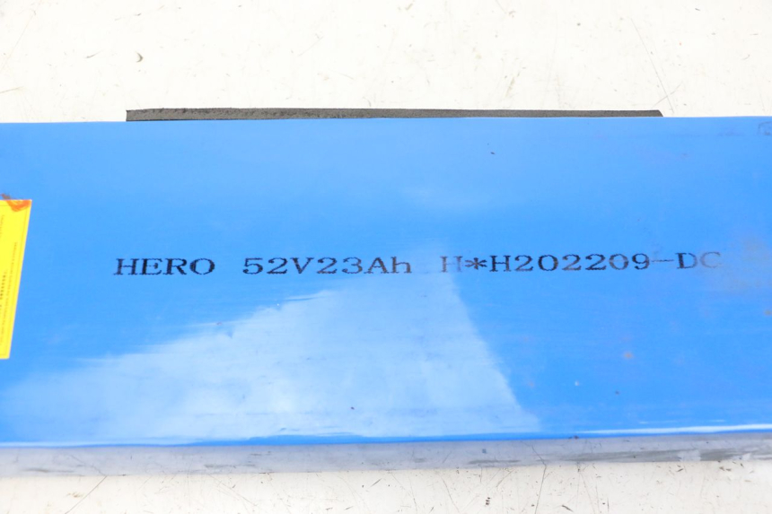 photo de BATER HERO S10 1 - Zoom sobre los componentes