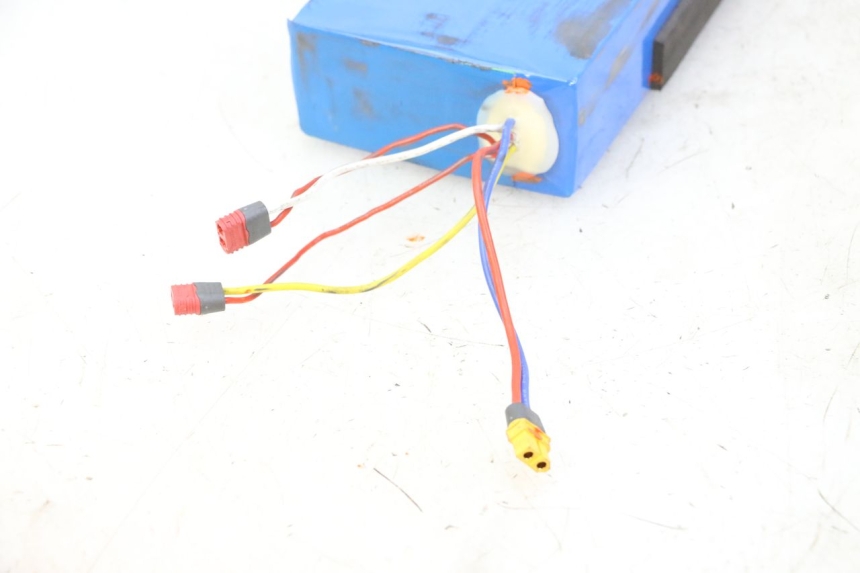 photo de BATER HERO S10 1 - Otra perspectiva