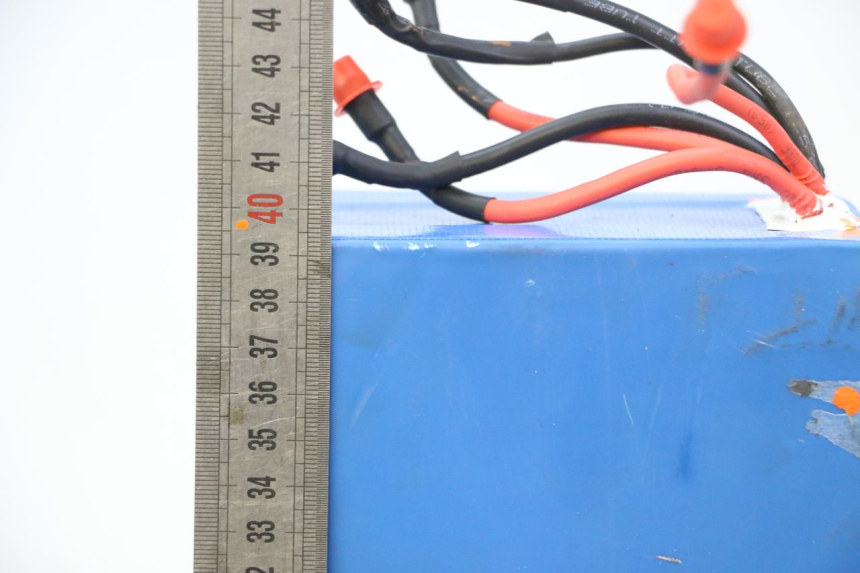 photo de BATERÍA DUALTRON VICTOR LIMITED 1 - Detalles de los puntos de fijación